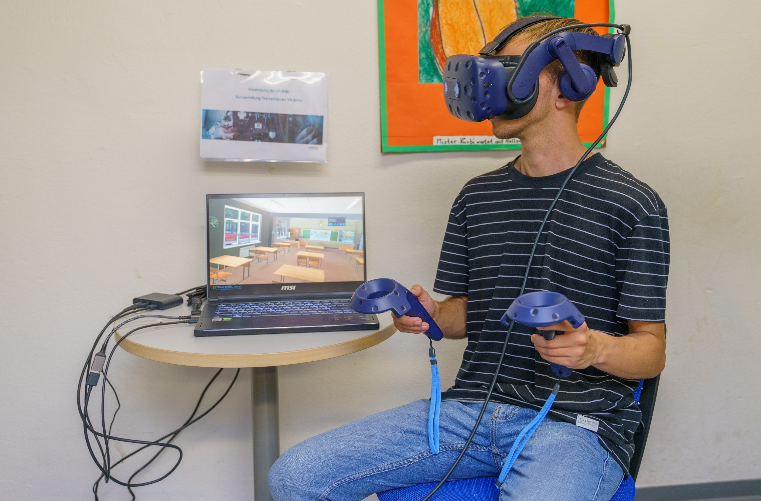 Testumgebung der neuen bildgeführten Virtual-Reality-Diagnostik zum Erkennen neurologischer und psychiatrischer Erkrankungen. (Bildnachweis: Marc Eisele, Uniklinikum Dresden)